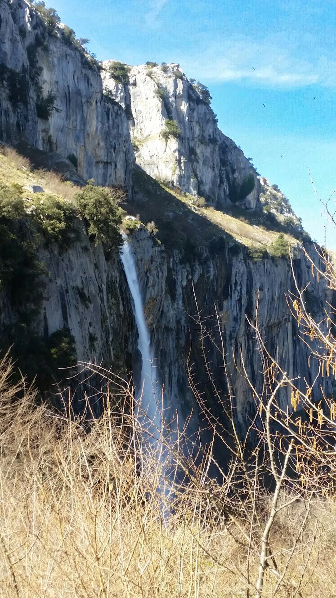 Cascada del río Asón. Cantabria.