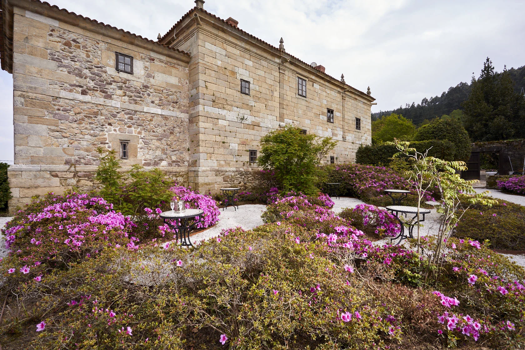 Exterior del Palacio de Helguera. Un palacio de Cantabria.