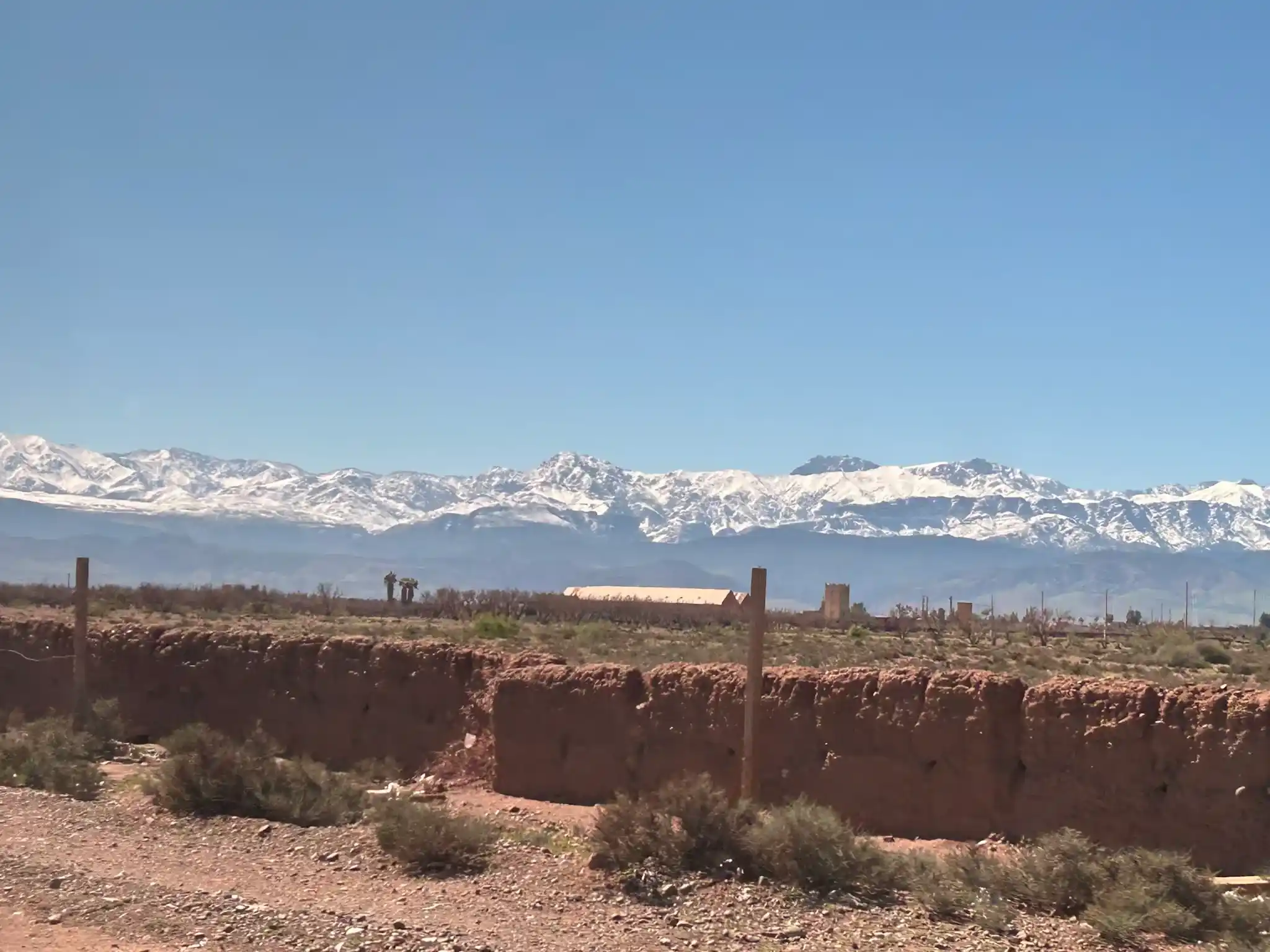 Montañas al fondo en Marrakech