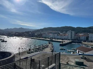 Vista de un paseo marítimo.