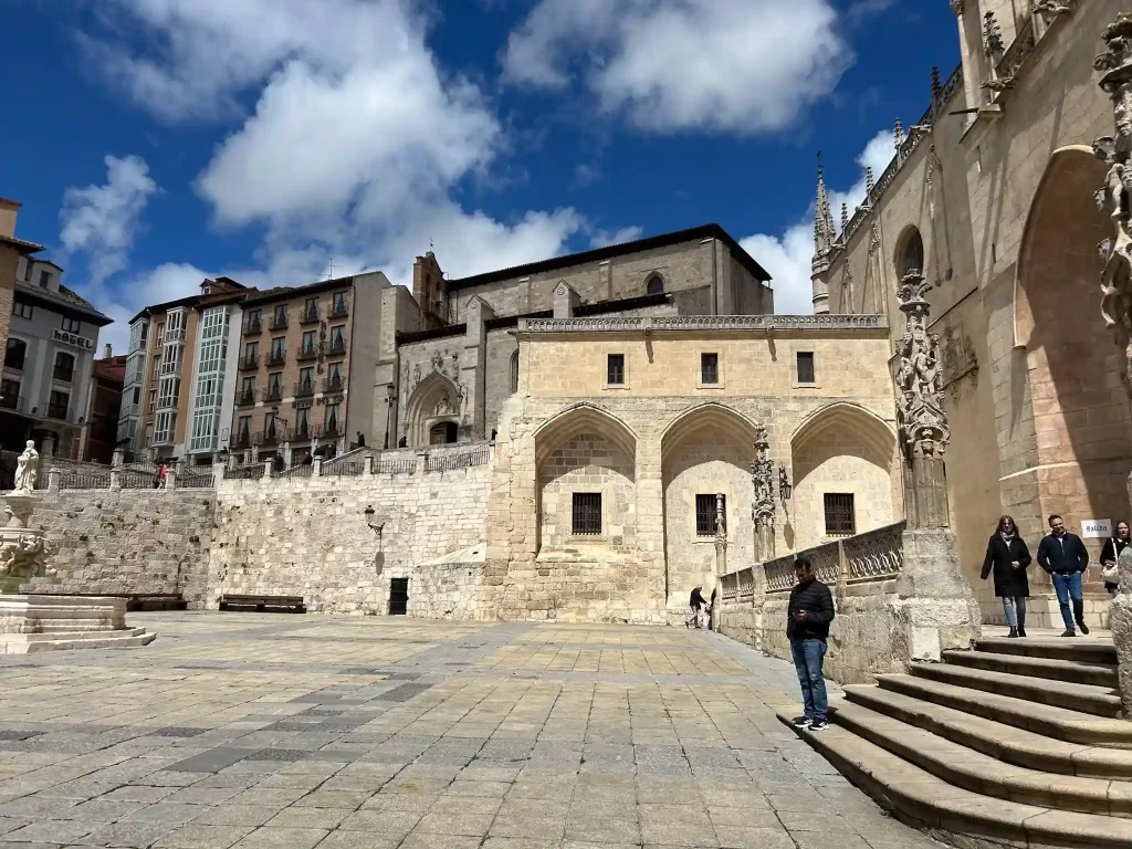 Iglesia de San Nicolás de Bari
