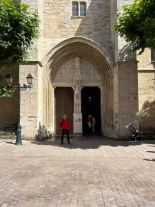 Entrada Iglesia de San Juan Bautista en San Juan de luz