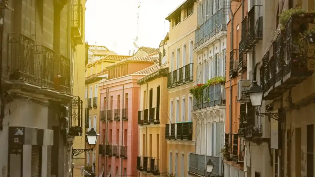 Barrio de Lavapiés

Canva.com