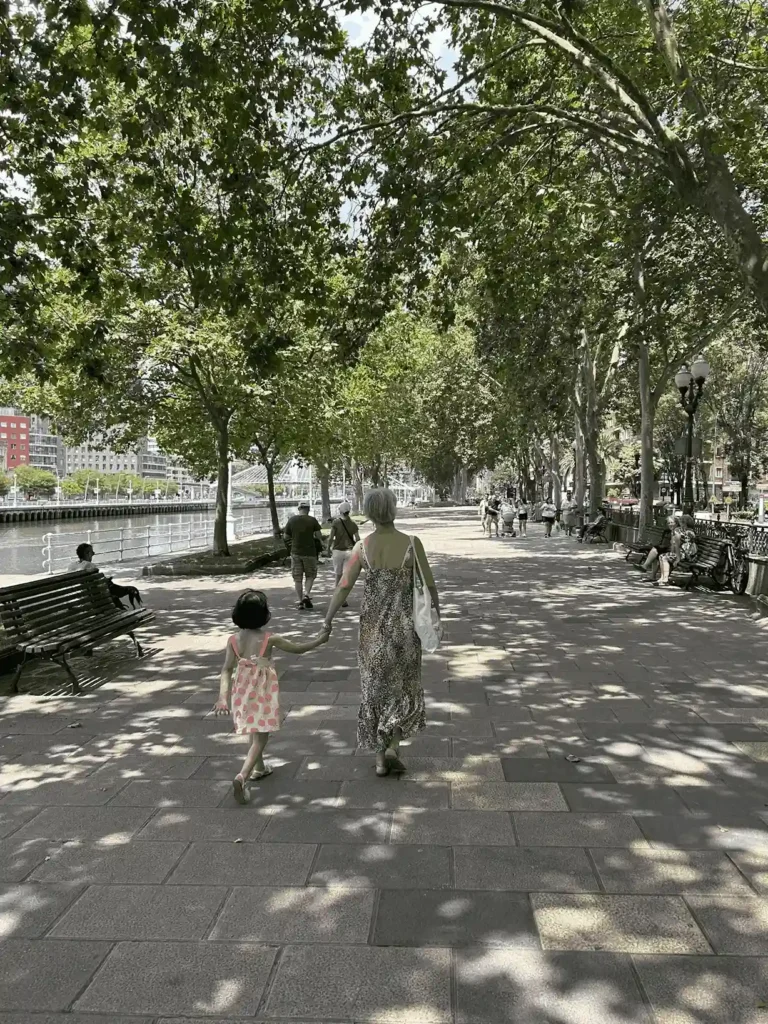 Paseo por la ría de Bilbao